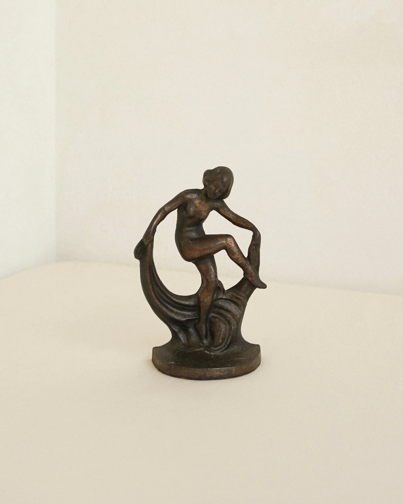 Art Nouveau Figural Sculptures/ Bookends - Image 3