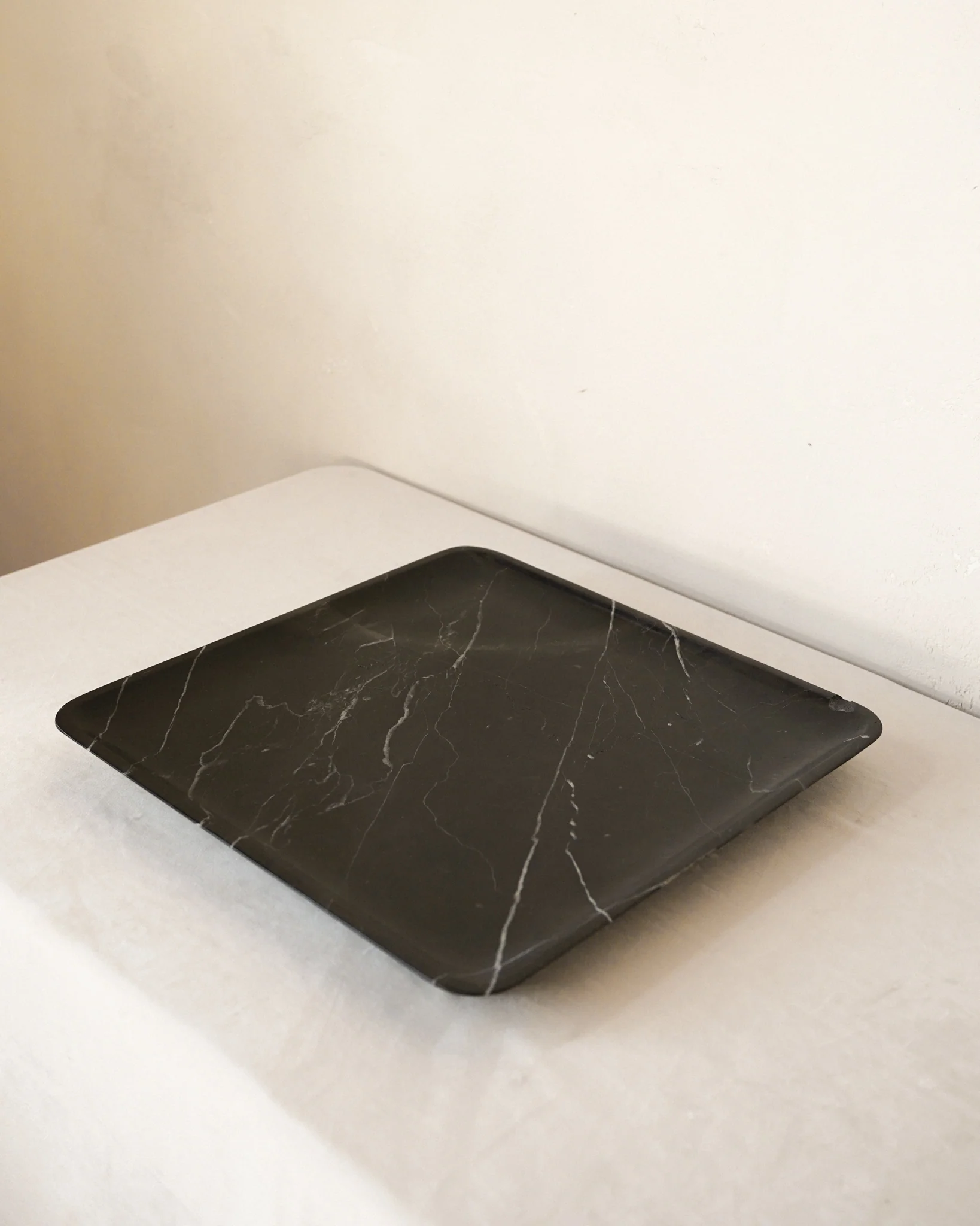 Noire Livia Tray - Image 2