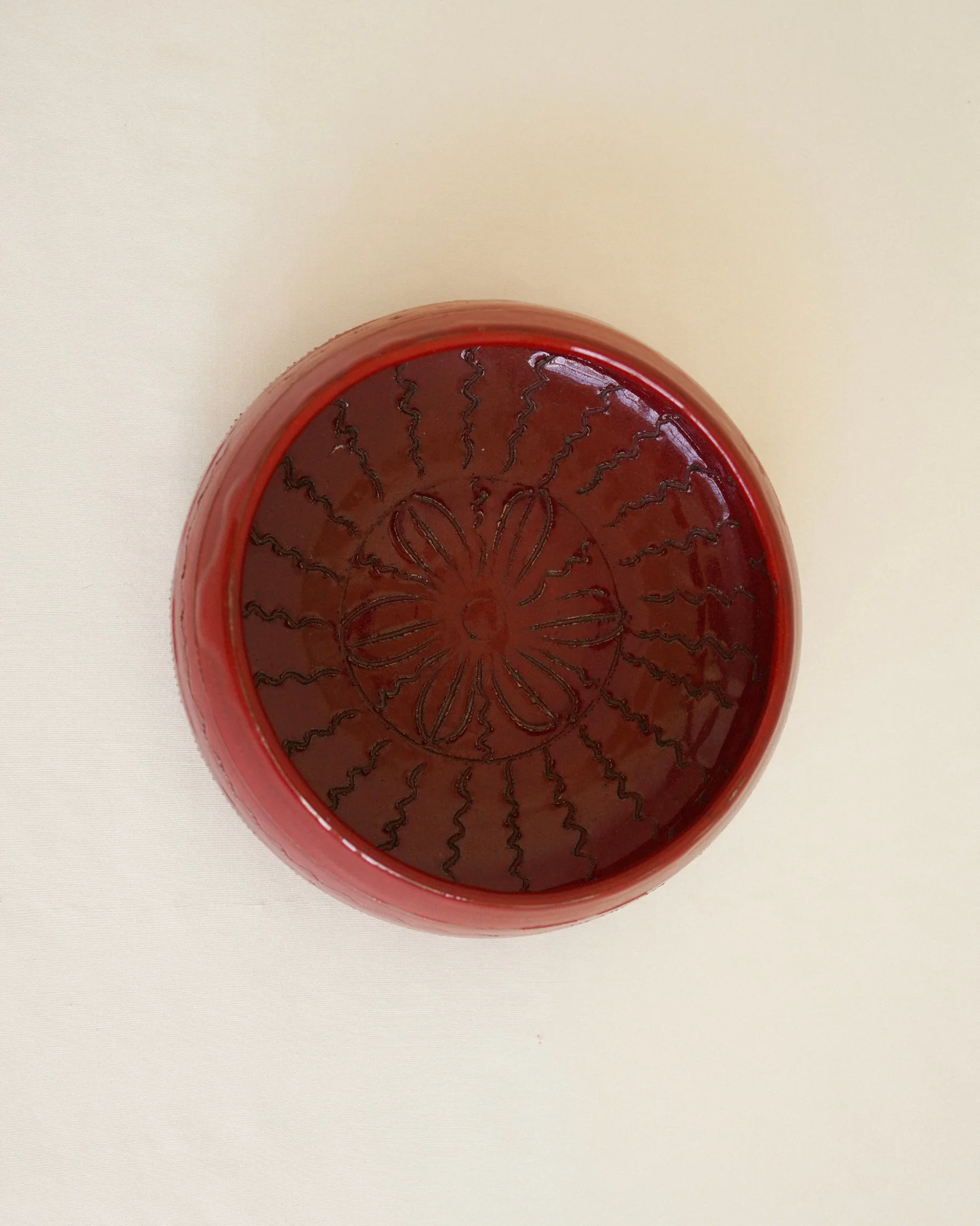 Red Bowl - Image 4