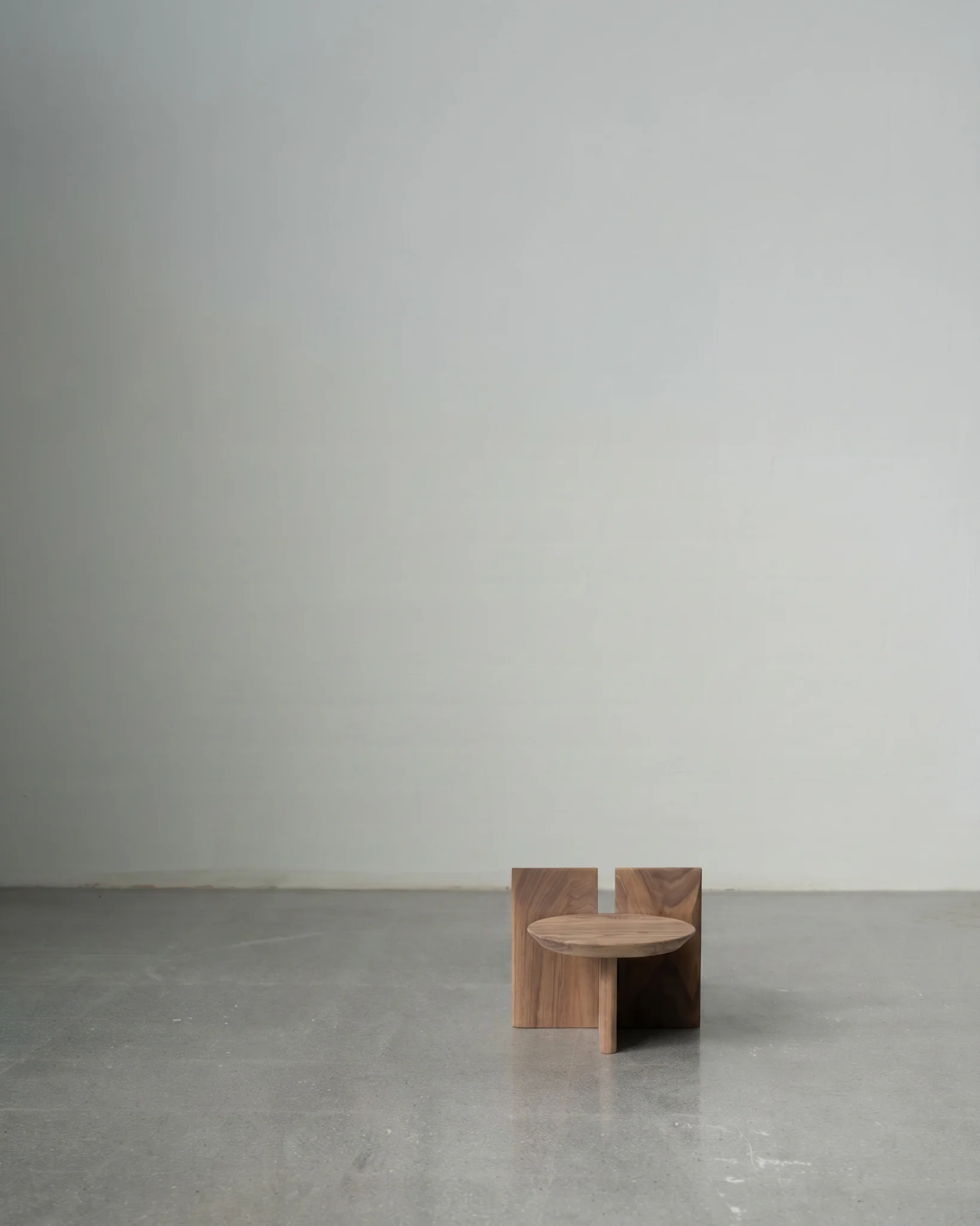 Tabi Stand Small - Image 11